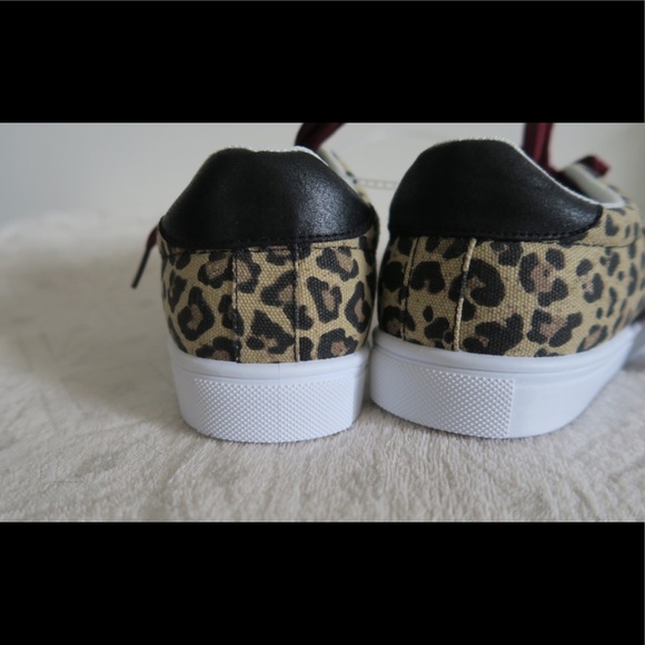 animal print sneakers - Picture 2 of 5